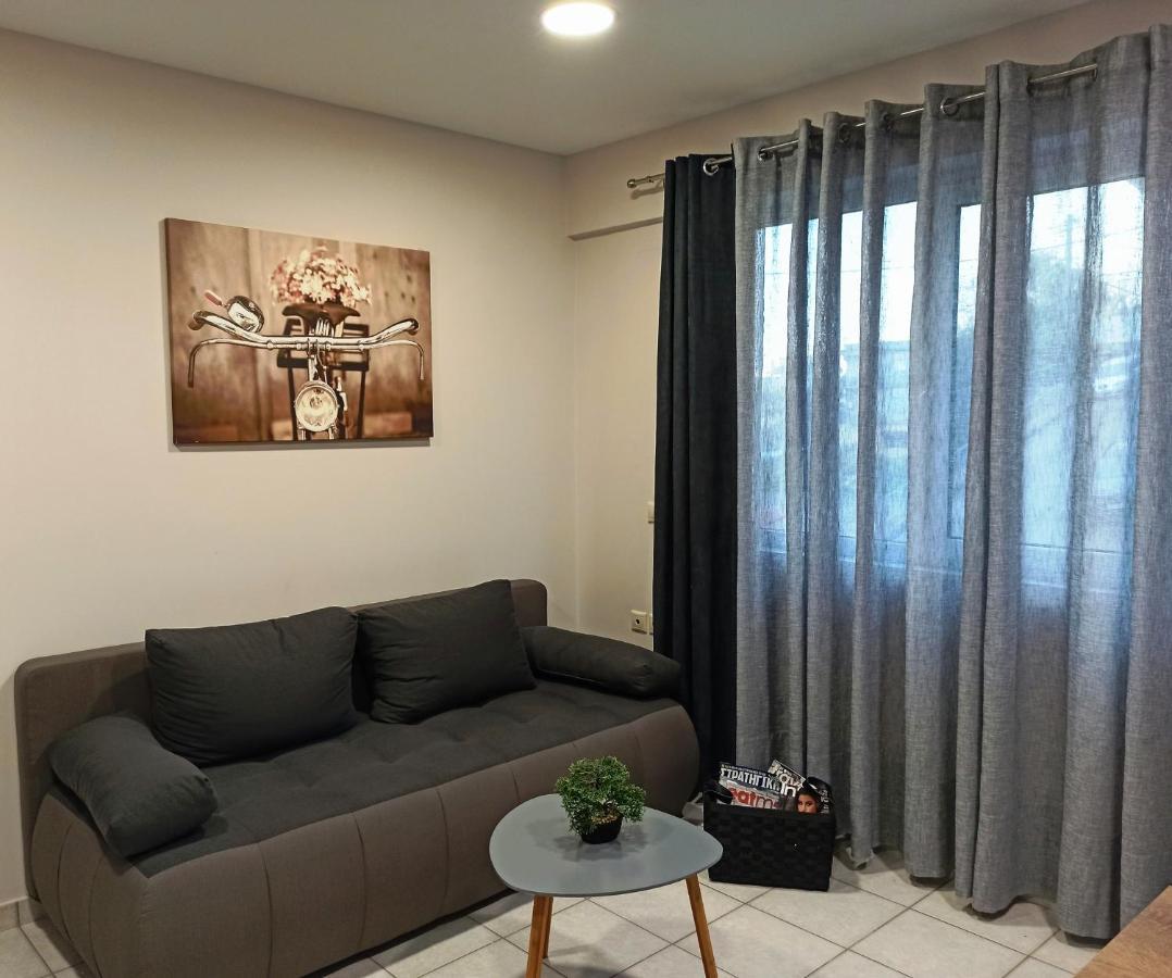 Central Square Apartment 1 Pyrgos  Luaran gambar